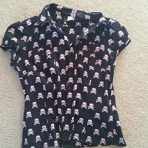 Punk Skull and Crossbone cap sleeve button down blouse